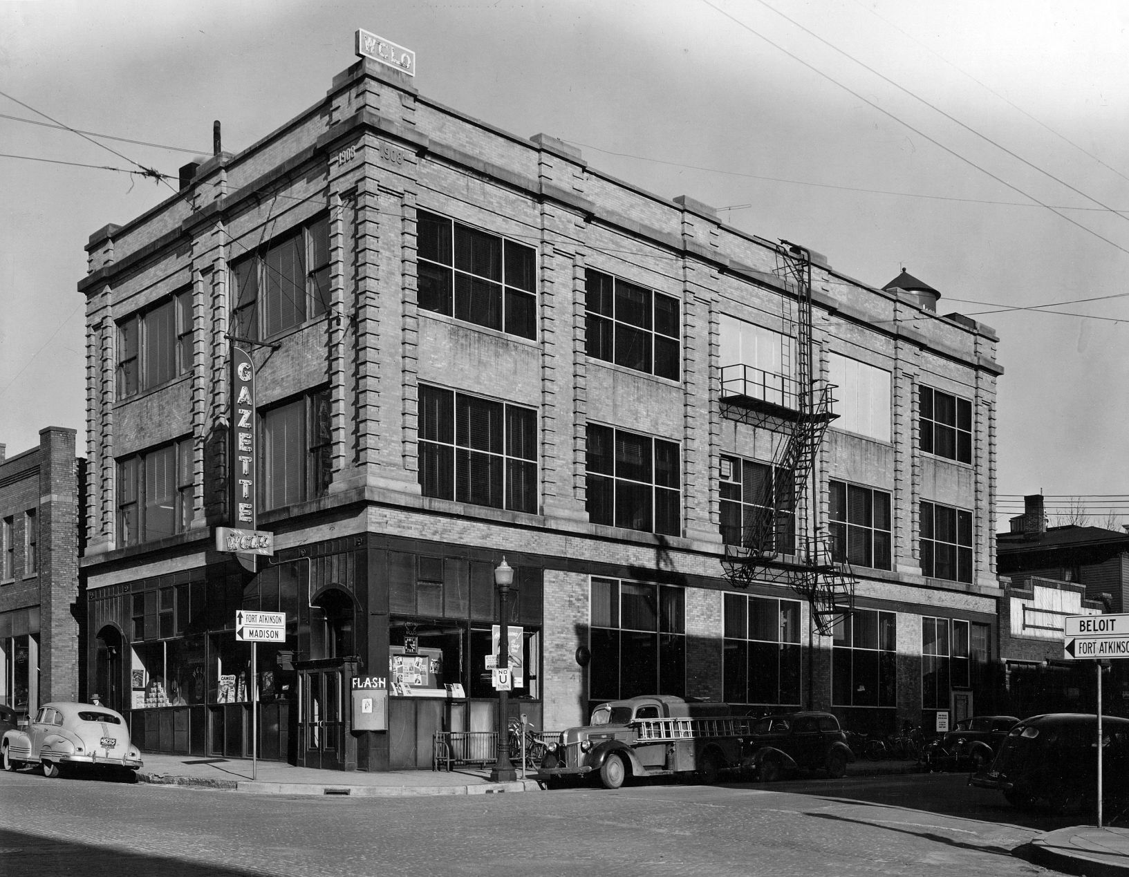 GazetteHistory_OldGazetteBuilding_02